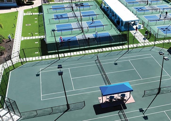 TRADITIONS - Residential