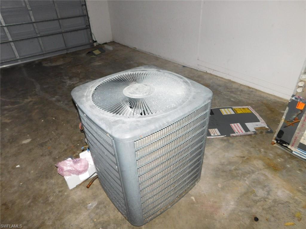 MIRROR LAKES - Residential