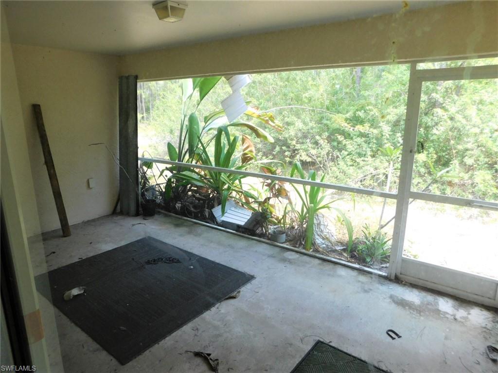 MIRROR LAKES - Residential