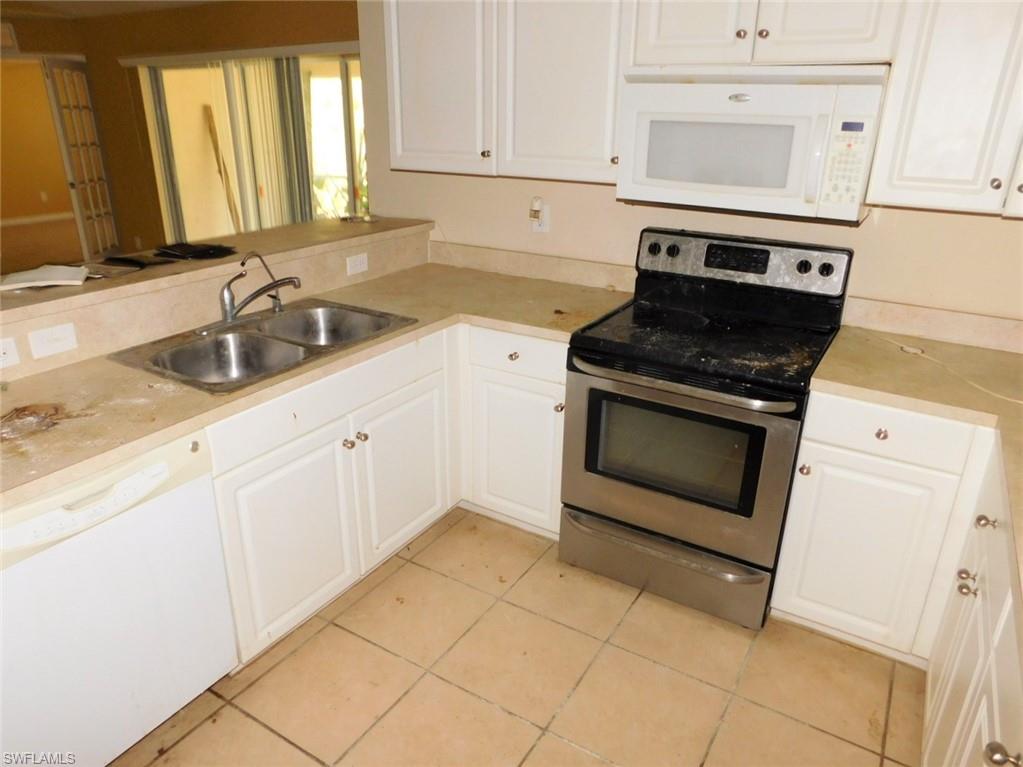 MIRROR LAKES - Residential