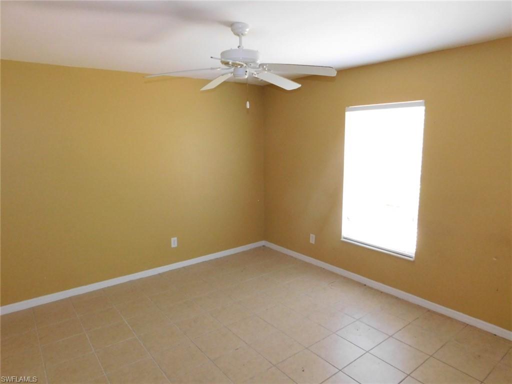 MIRROR LAKES - Residential