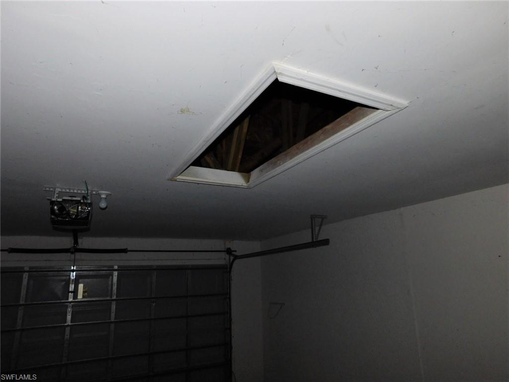 MIRROR LAKES - Residential