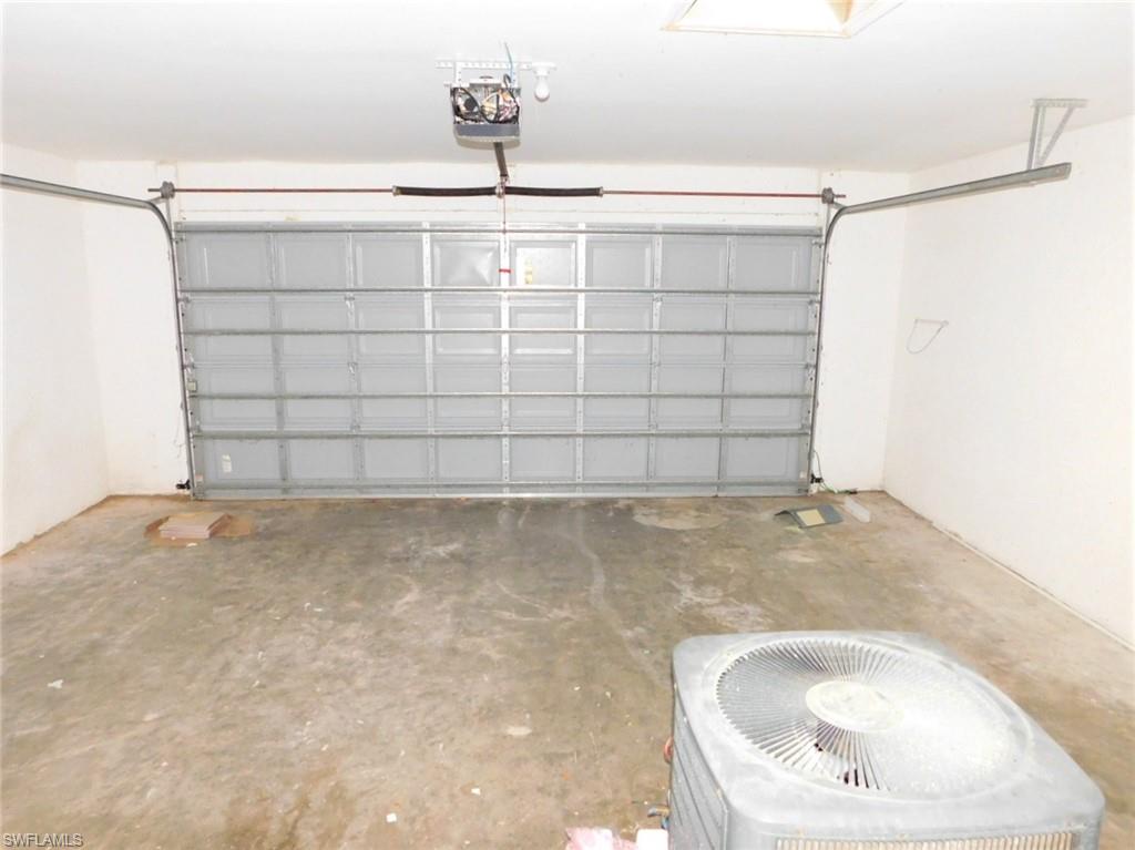 MIRROR LAKES - Residential