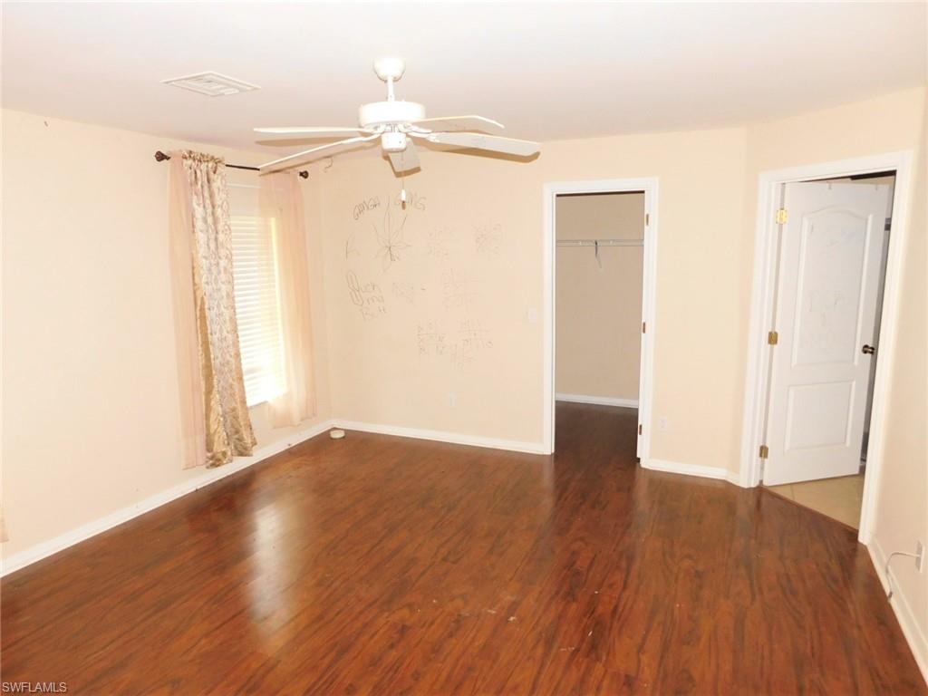 MIRROR LAKES - Residential