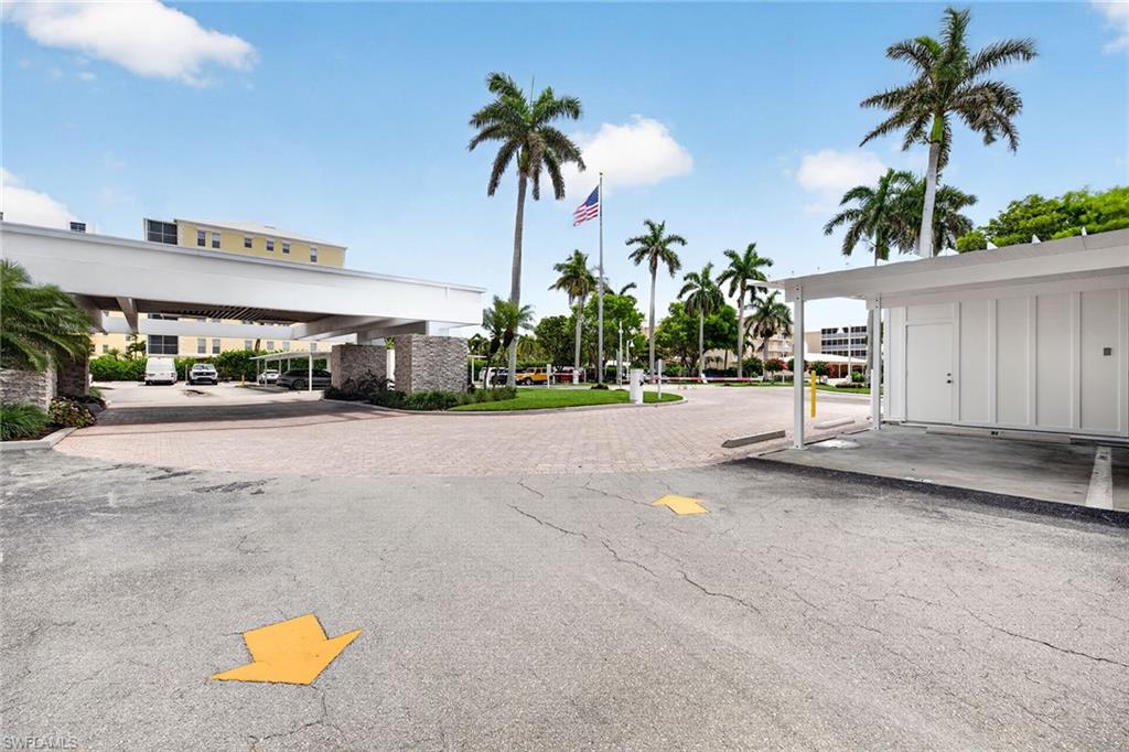 NAPLES CONTINENTAL - Residential