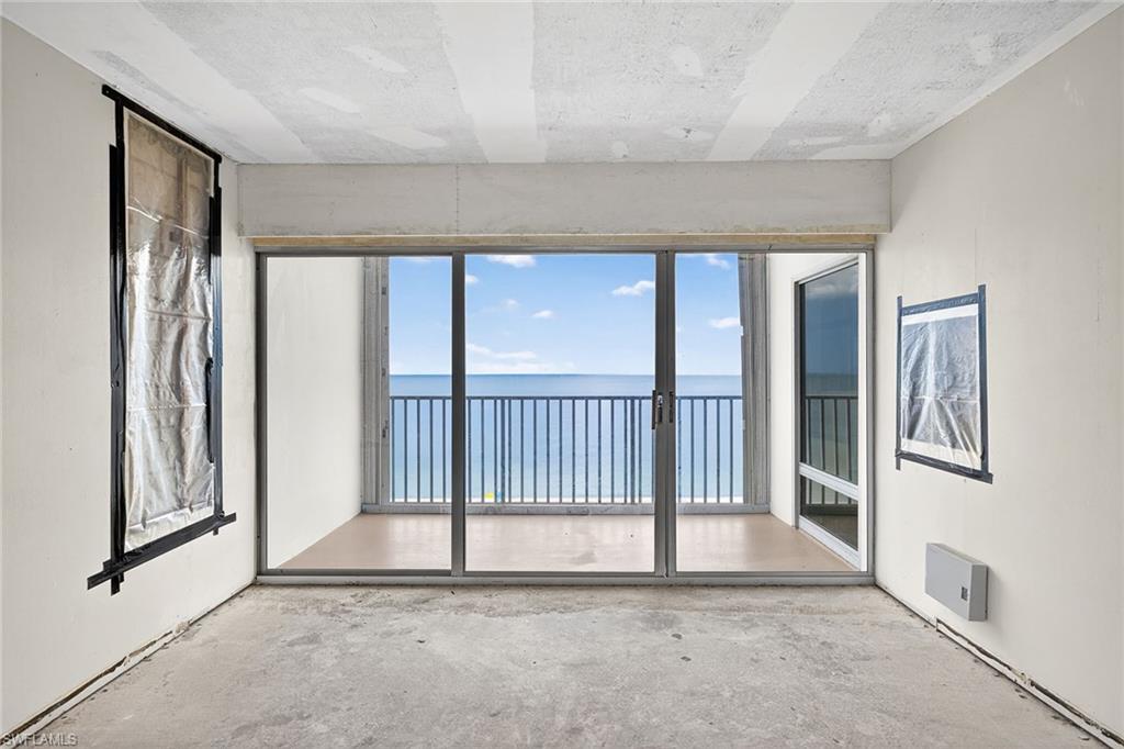NAPLES CONTINENTAL - Residential
