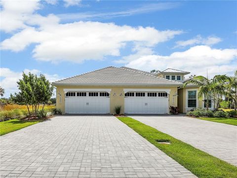 A home in NAPLES