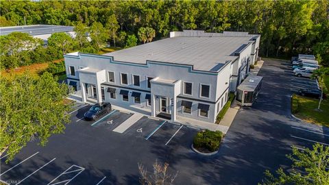 3550 Westview DR NAPLES FL 34104