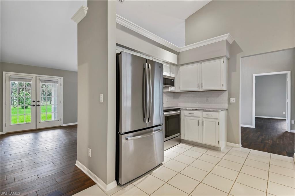 GOLDEN GATE ESTATES - Residential