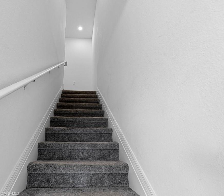 BAYSHORE COMMONS - Residential