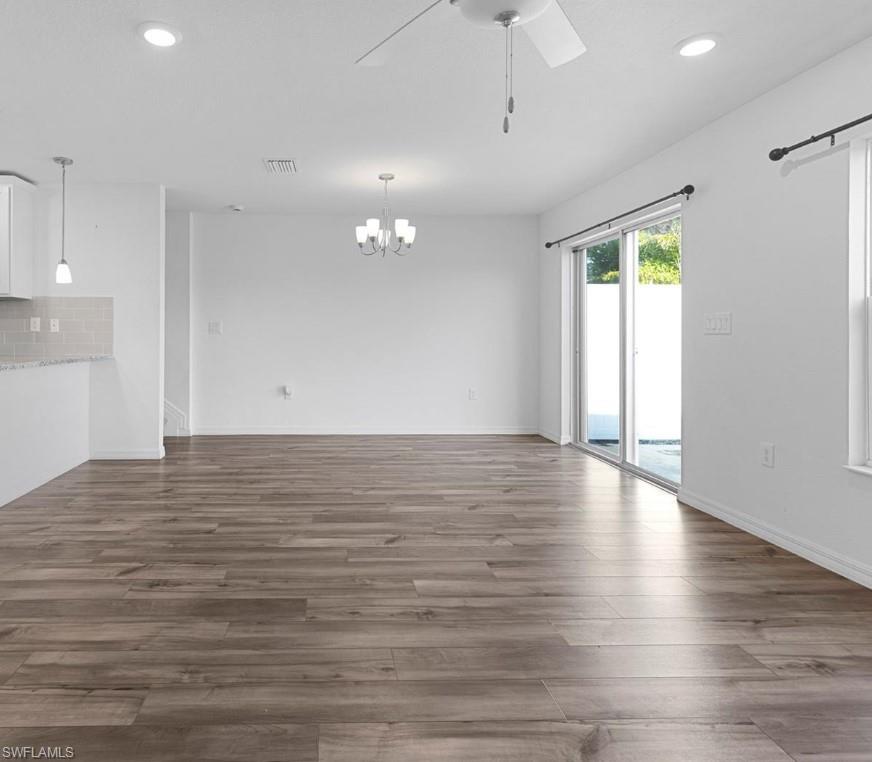 BAYSHORE COMMONS - Residential