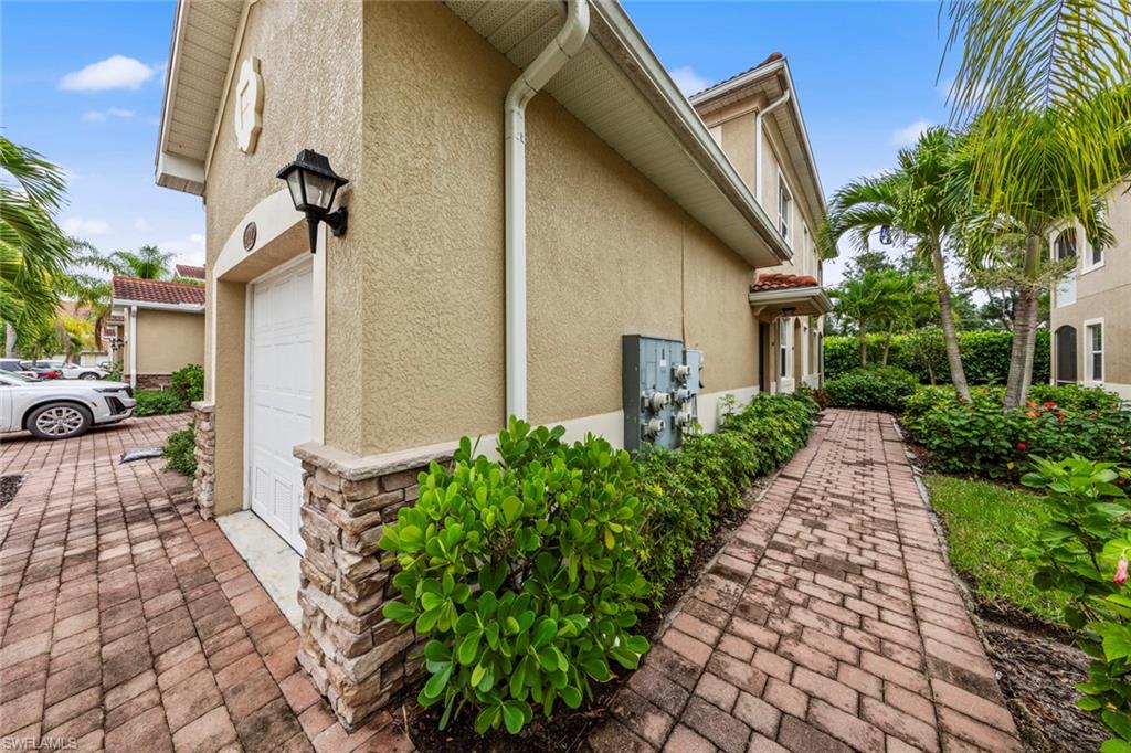 THE OAKS AT WHISKEY CREEK - Residential