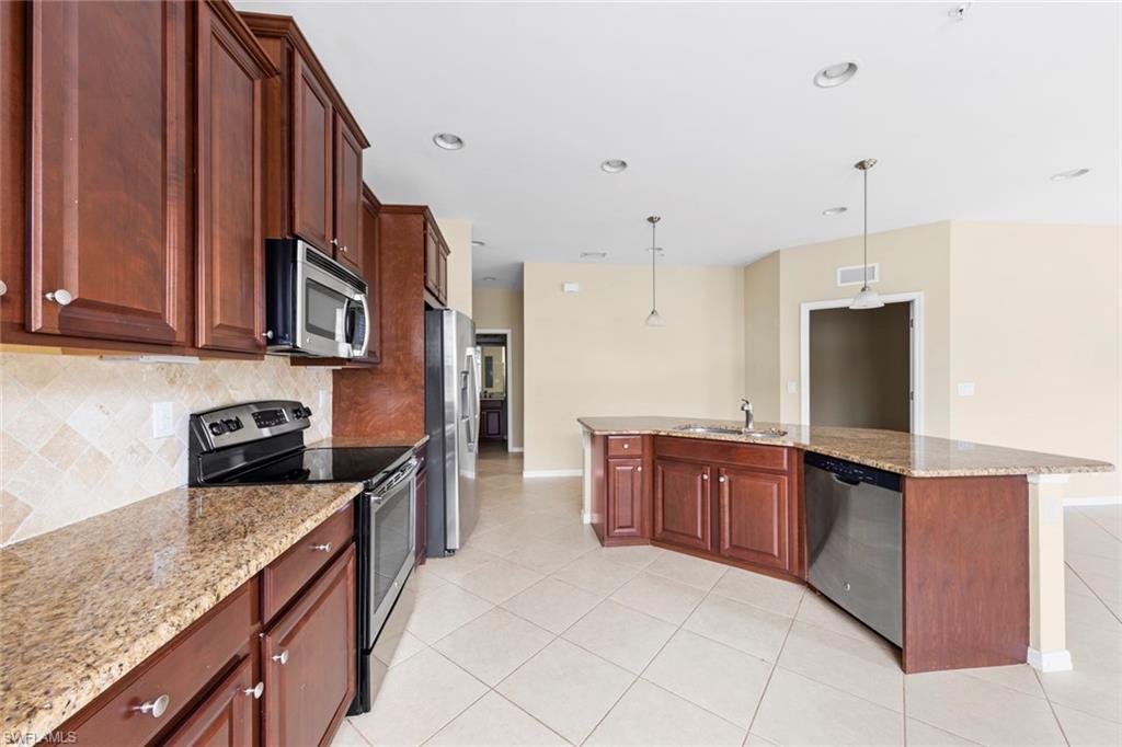 THE OAKS AT WHISKEY CREEK - Residential