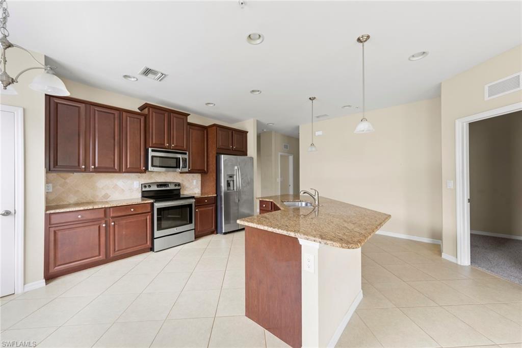 THE OAKS AT WHISKEY CREEK - Residential