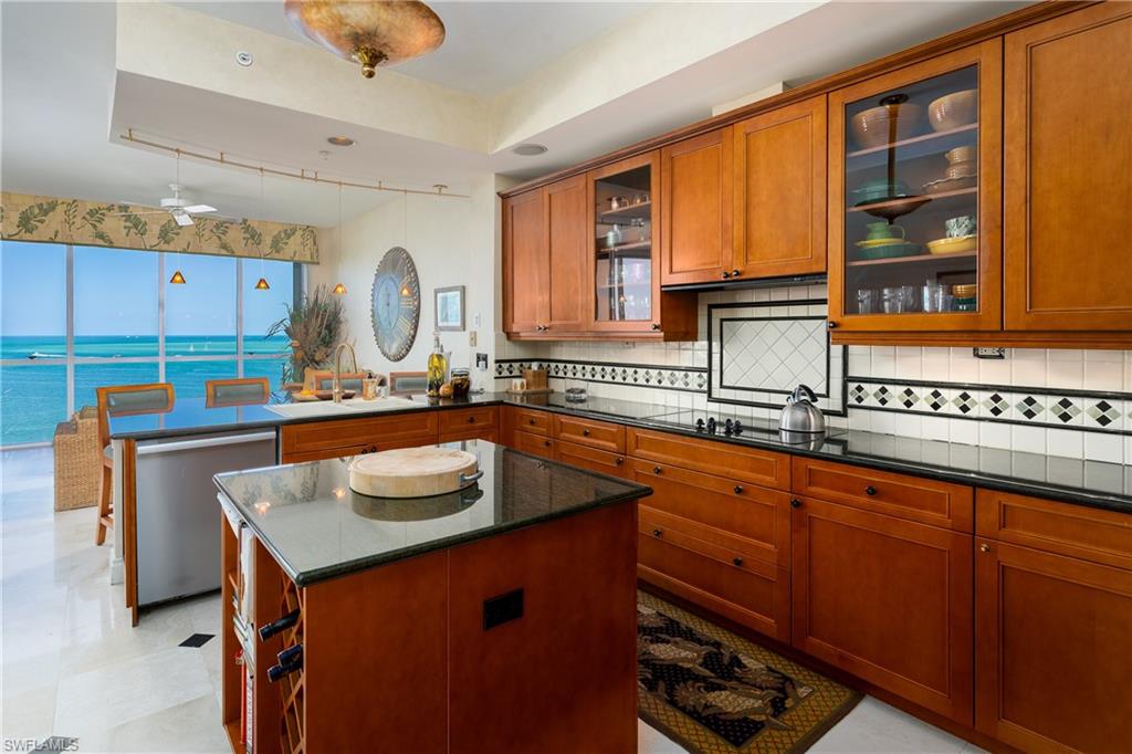 RIVIERA - Residential