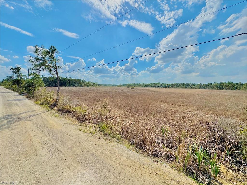ACREAGE - Land