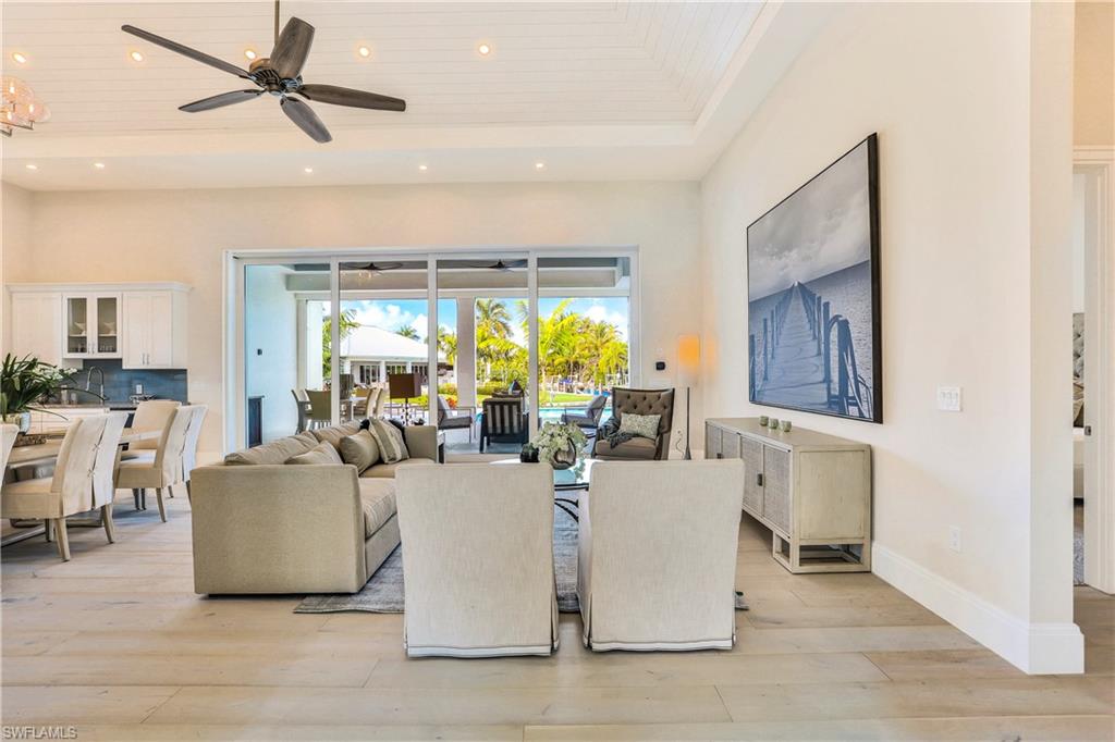 ROYAL HARBOR - Residential