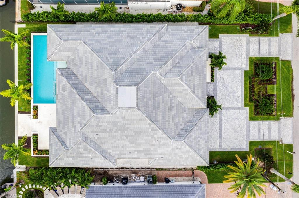 ROYAL HARBOR - Residential