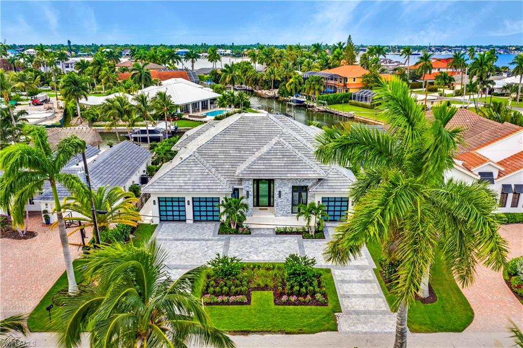 ROYAL HARBOR - Residential