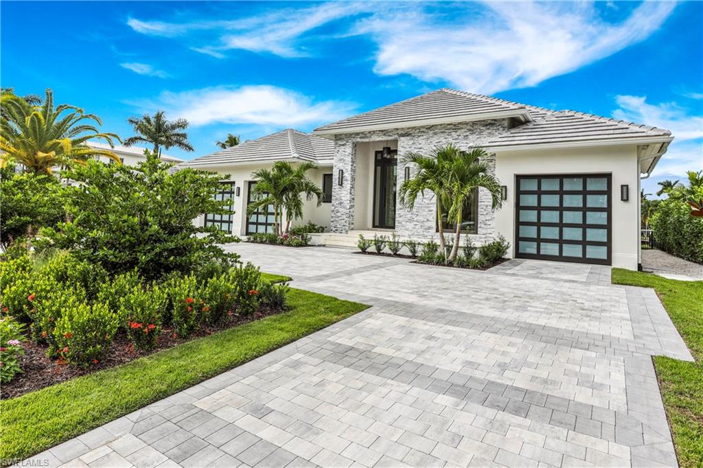 ROYAL HARBOR - Residential