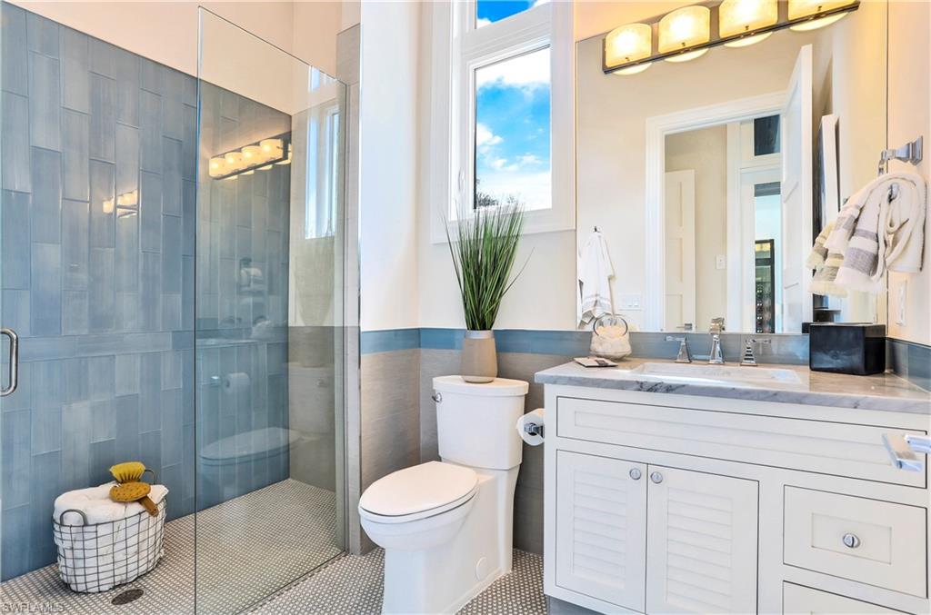 ROYAL HARBOR - Residential