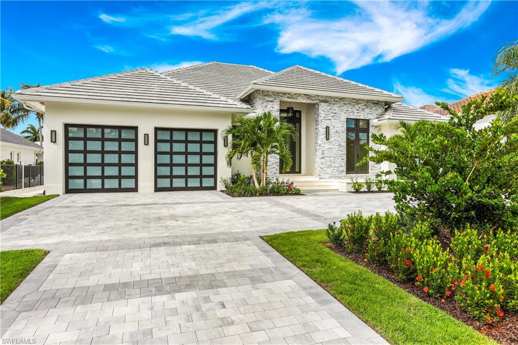 ROYAL HARBOR - Residential