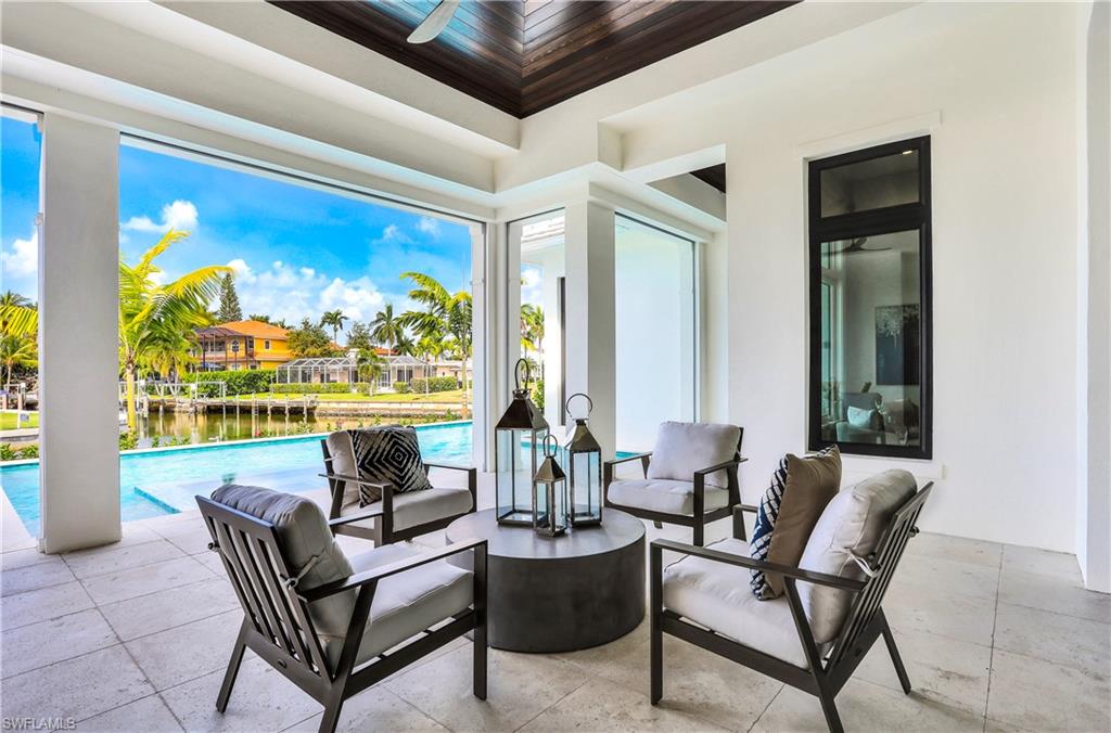 ROYAL HARBOR - Residential