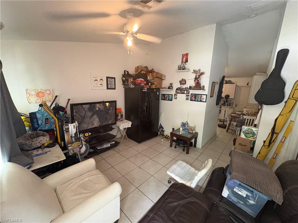 NAPLES SOUTH - Residential