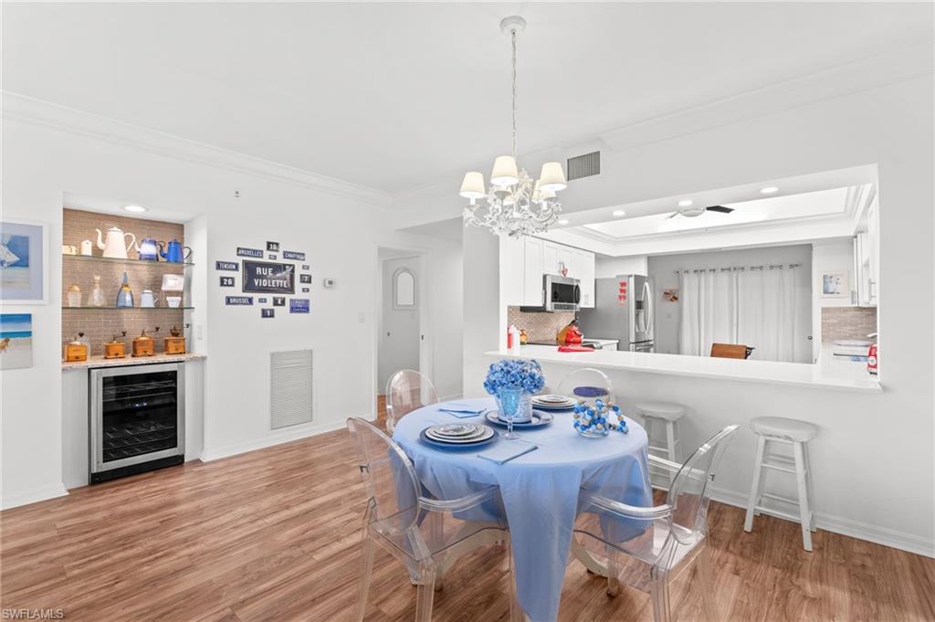 6045 Chardonnay LN 102