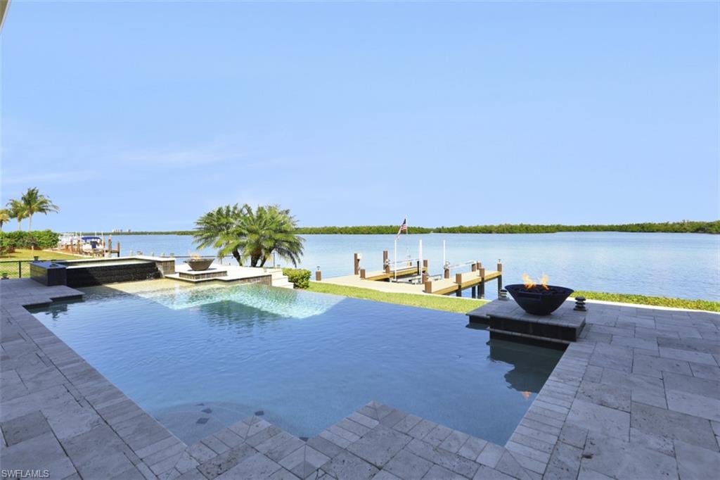 MARCO BEACH - Residential