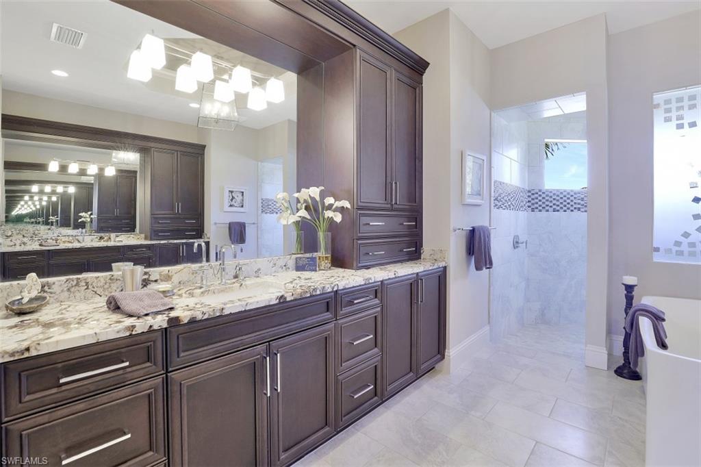 MARCO BEACH - Residential