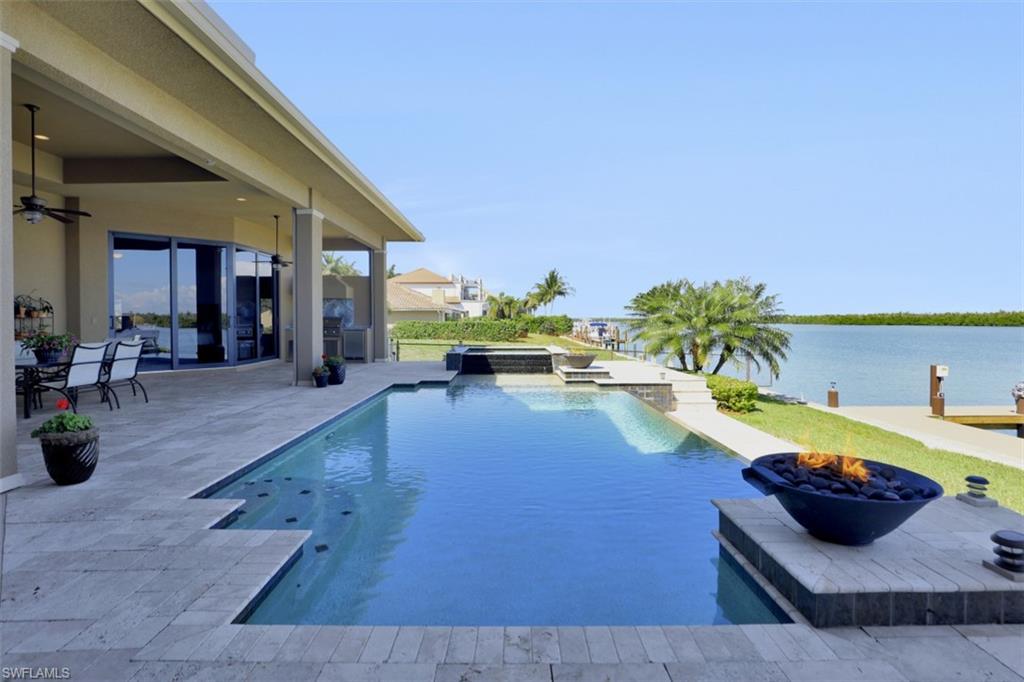 MARCO BEACH - Residential