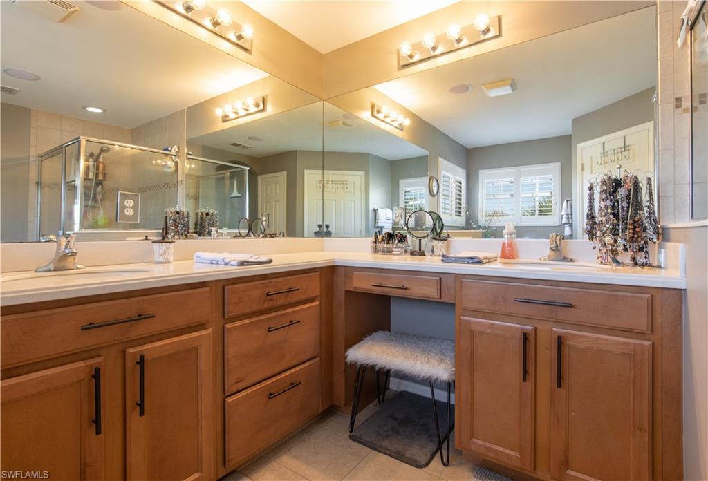 MAGNOLIA LAKES - Residential