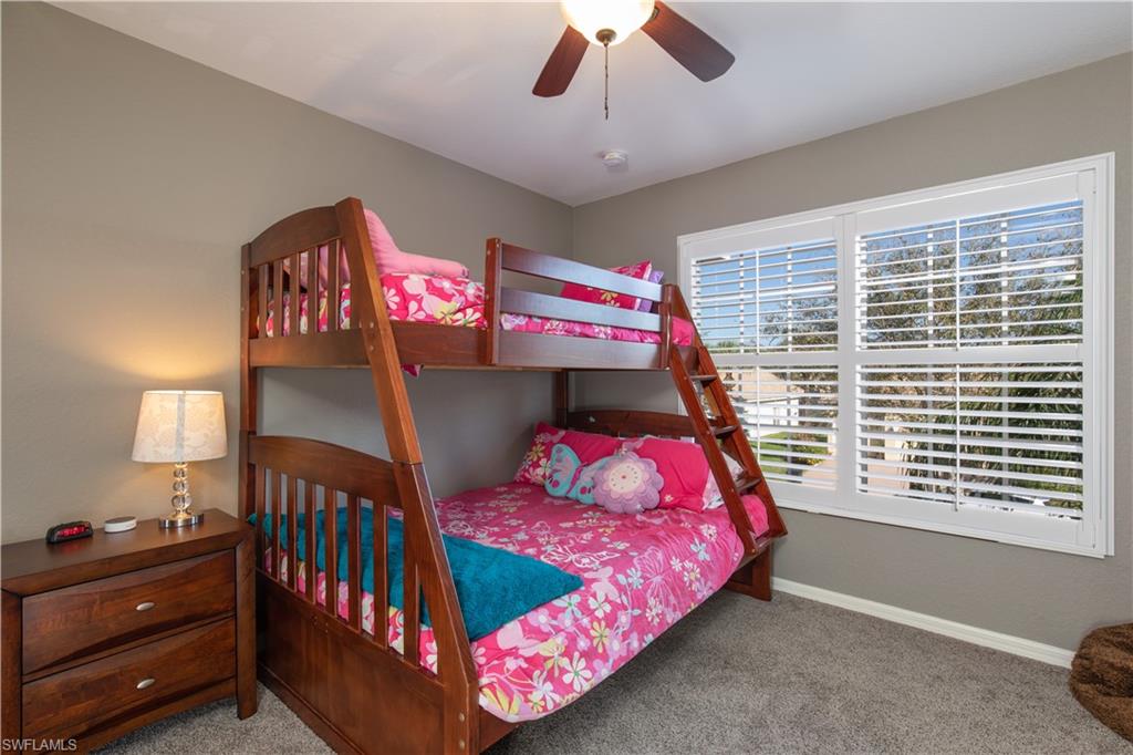 MAGNOLIA LAKES - Residential