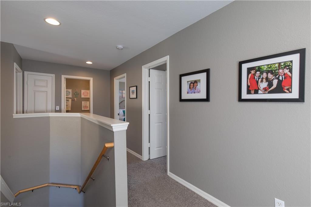 MAGNOLIA LAKES - Residential