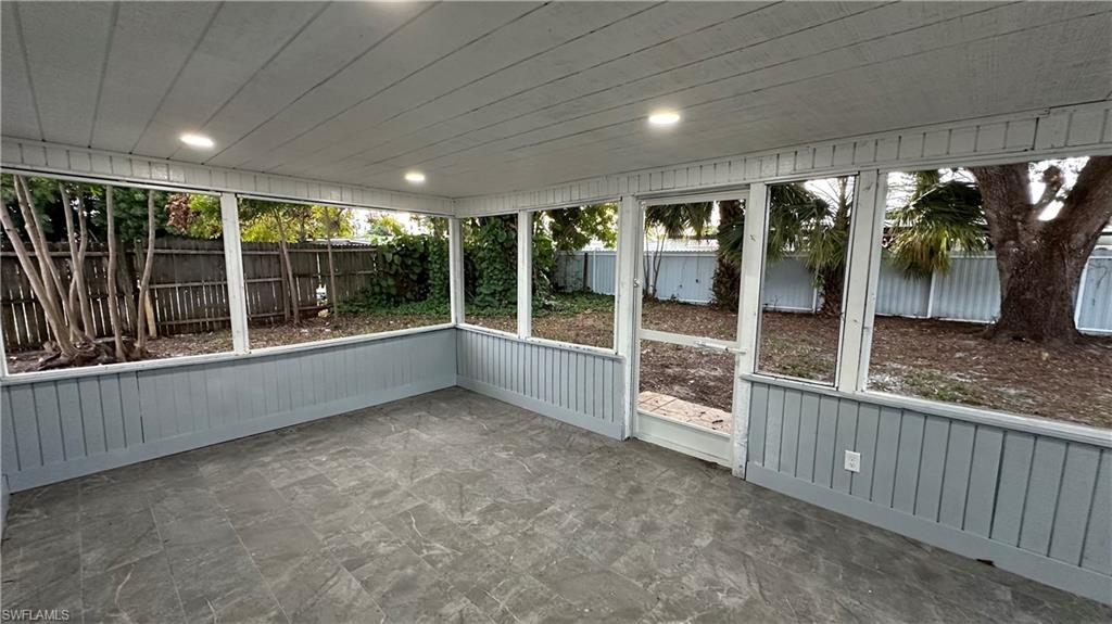 GOLDEN GATE CITY - Residential