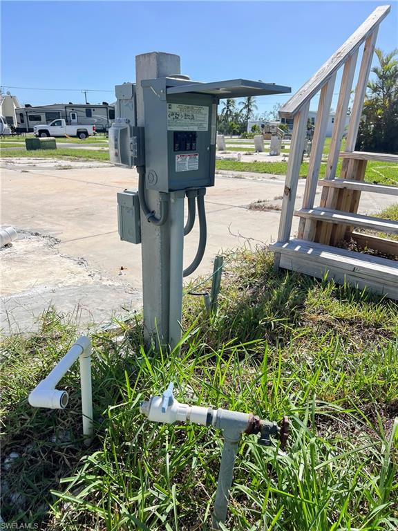 PALMETTO PALMS R V - Land