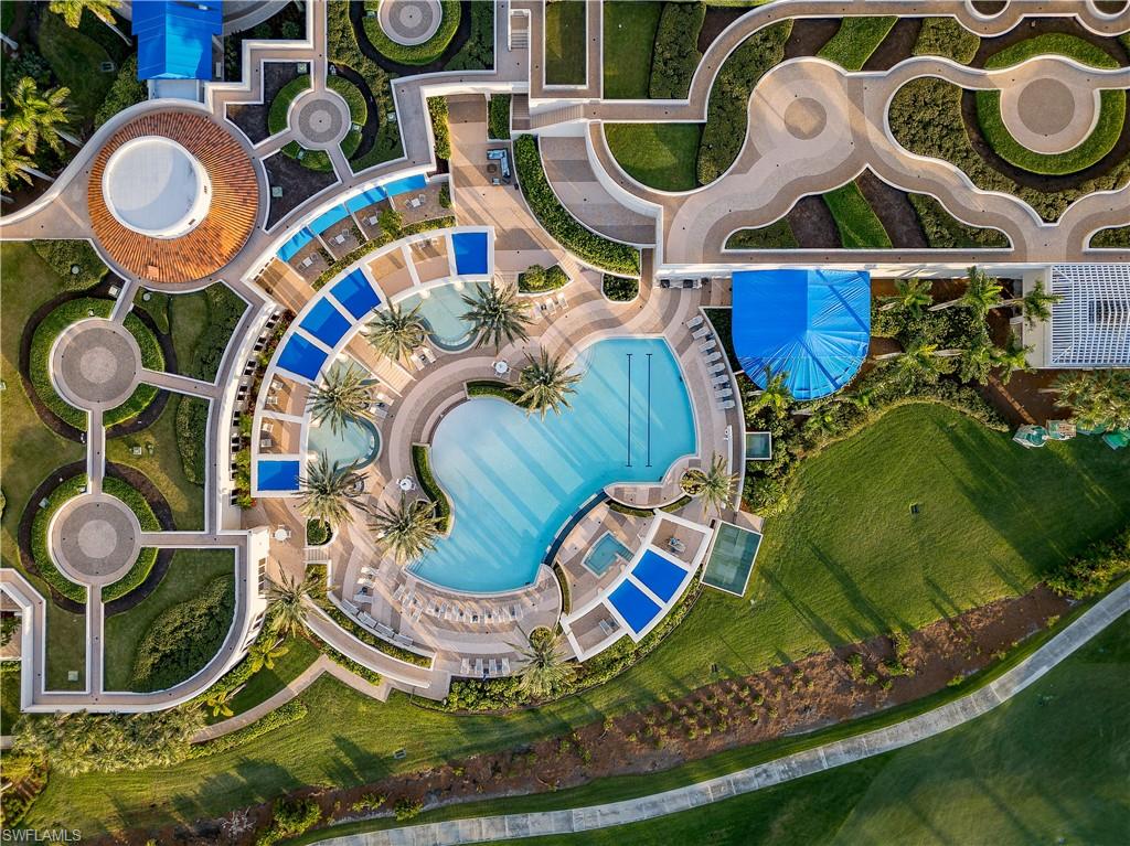 ESPERIA SOUTH - Residential