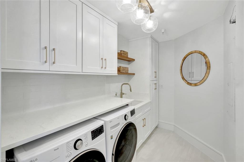 ESPERIA SOUTH - Residential