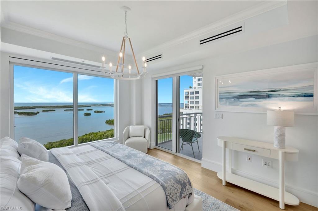 ESPERIA SOUTH - Residential