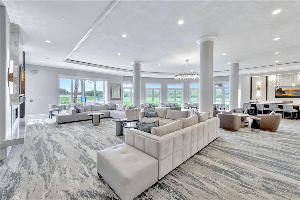 ESPERIA SOUTH - Residential