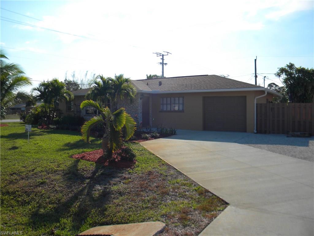 NAPLES MANOR - Residential