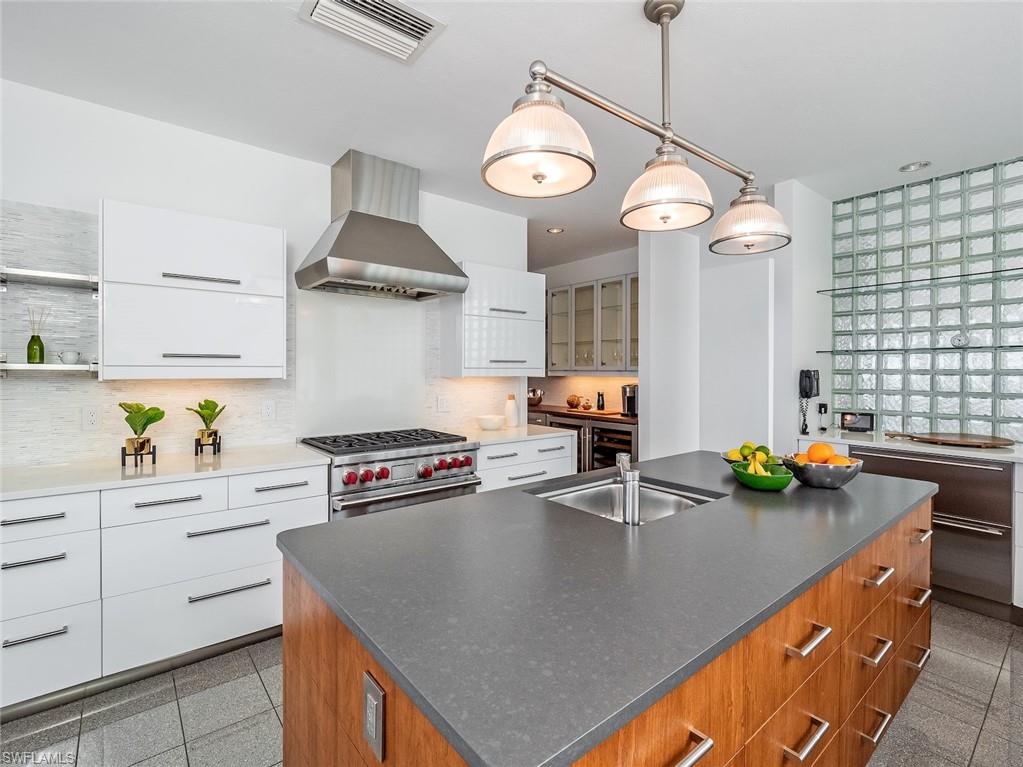 RIVERSIDE - Residential