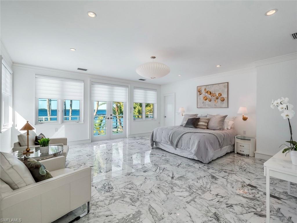 RIVERSIDE - Residential