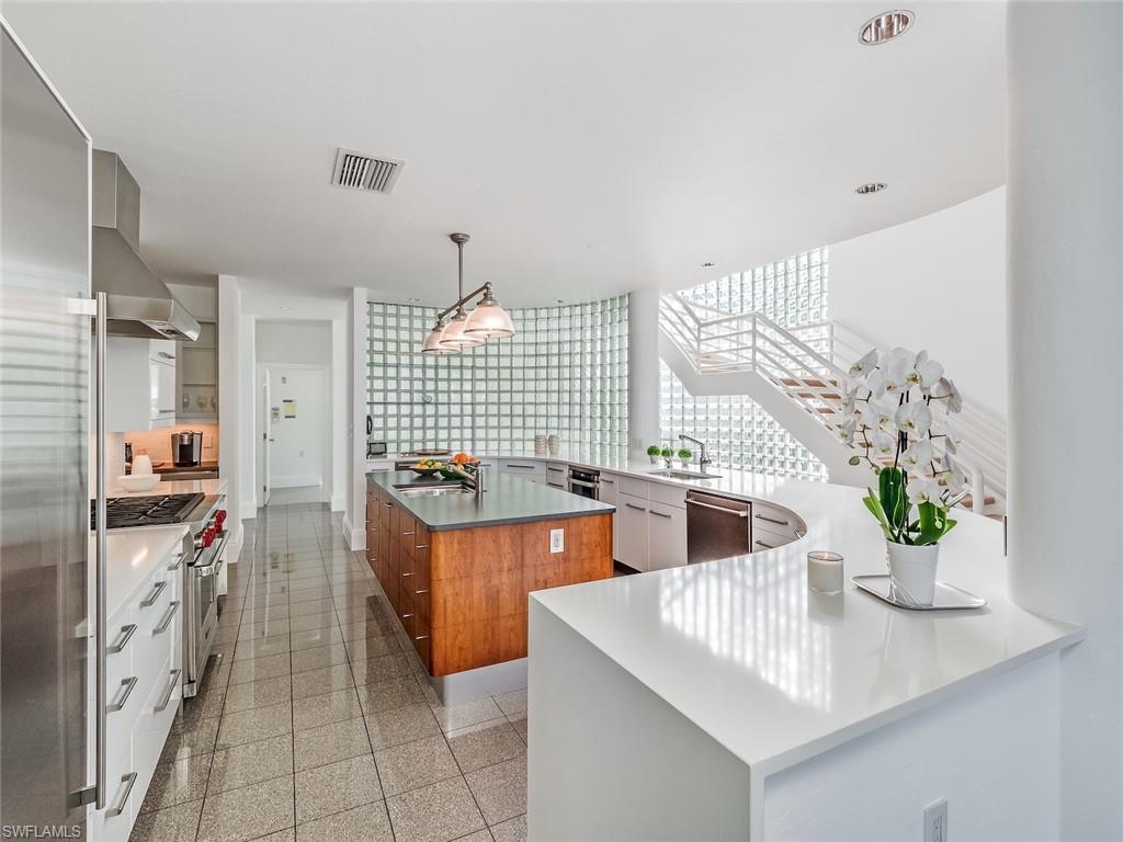 RIVERSIDE - Residential