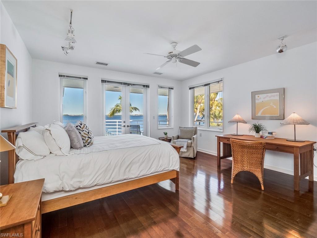 RIVERSIDE - Residential