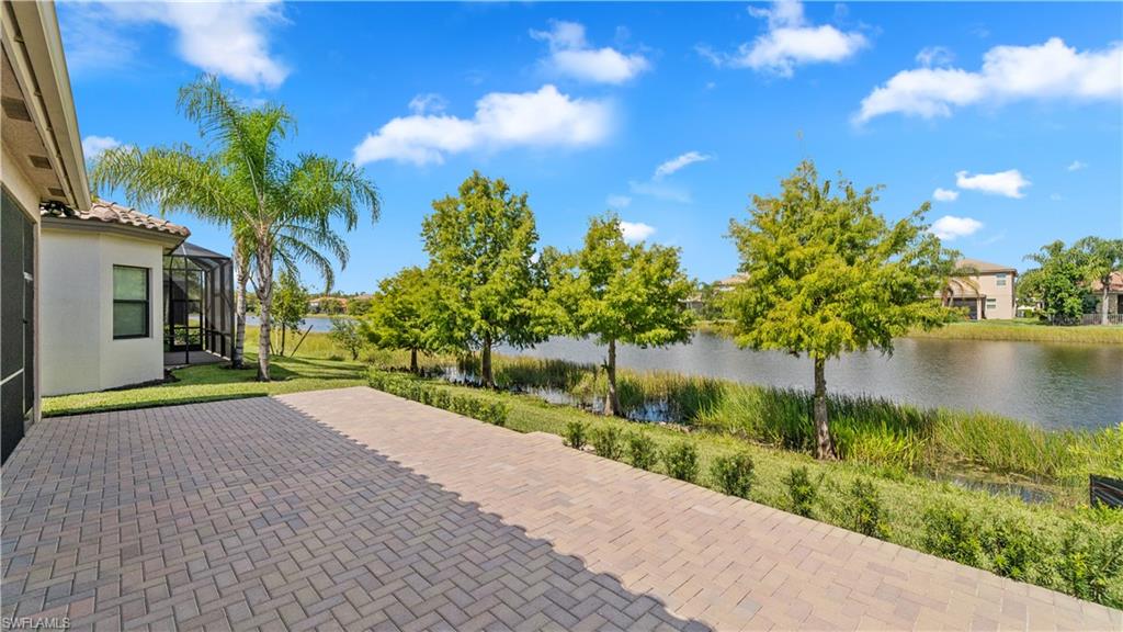 MARINA BAY - Residential