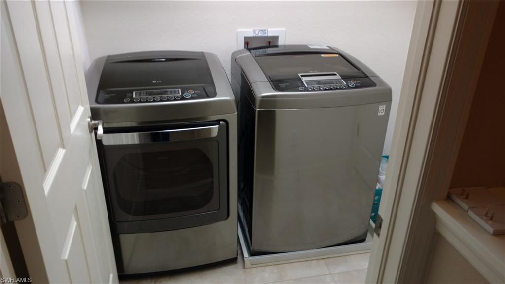 SOMERSET TOWNHOMES - Residential