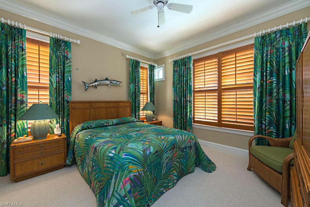 BAREFOOT BEACH - Residential