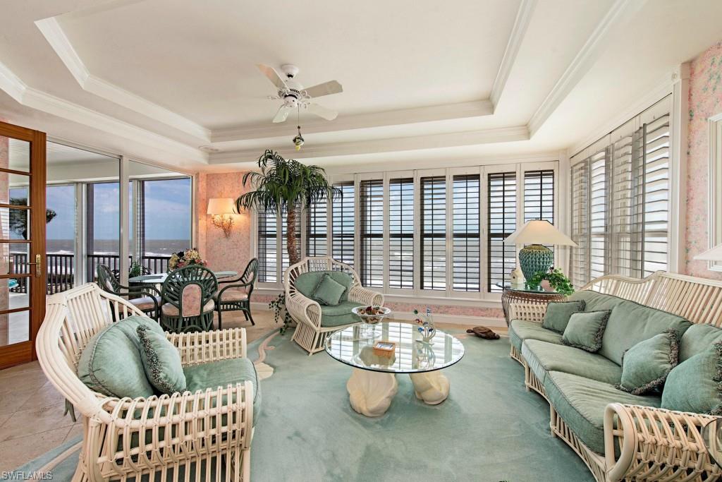 BAREFOOT BEACH - Residential